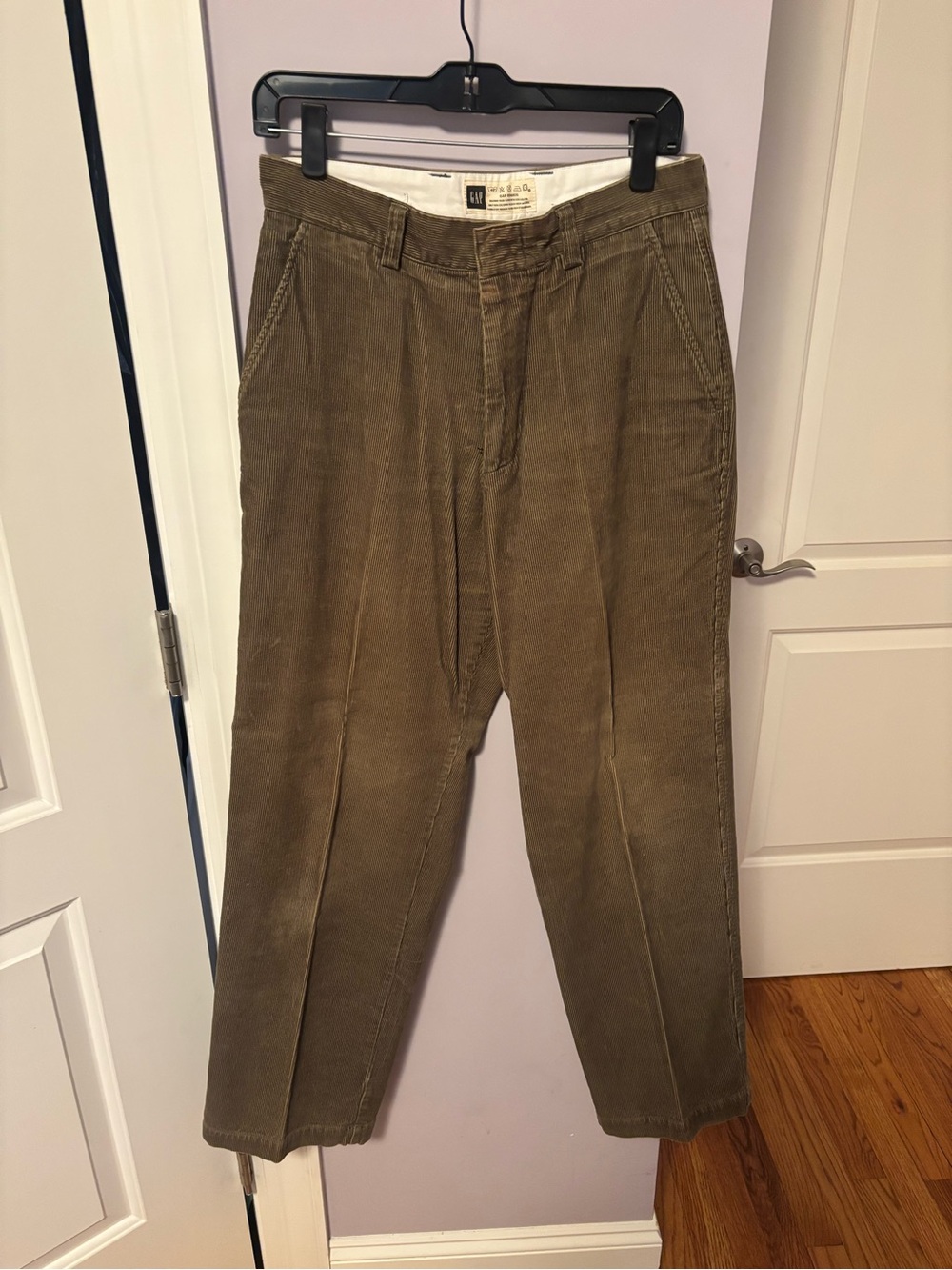 GAP Men’s Olive Corduroy Trousers
